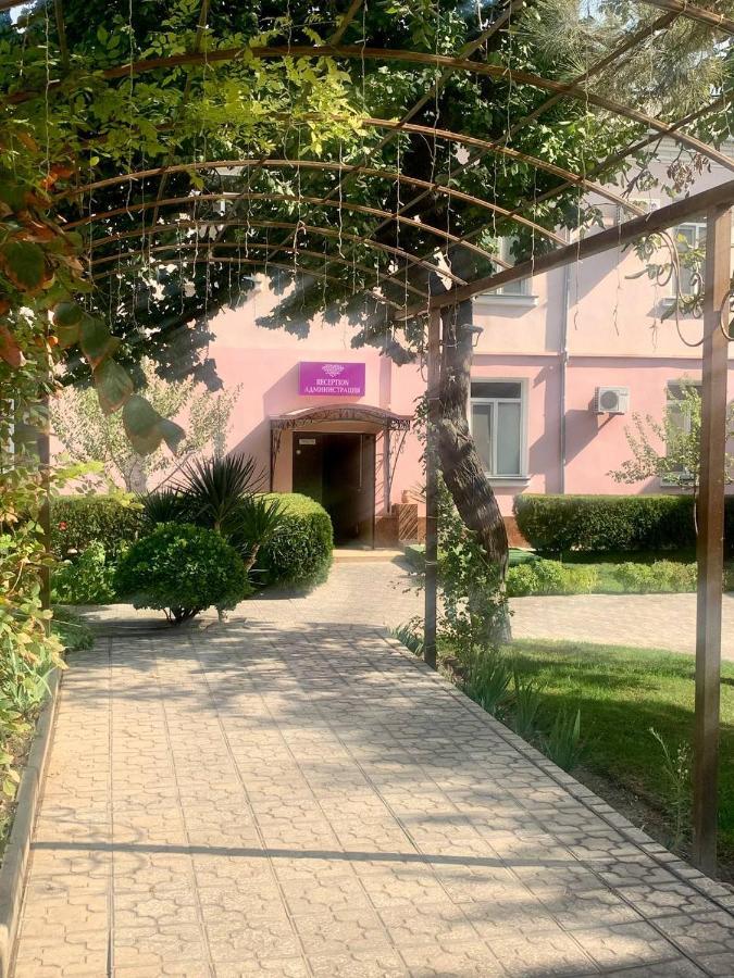 Armon Apart Hotel Khujand Eksteriør billede
