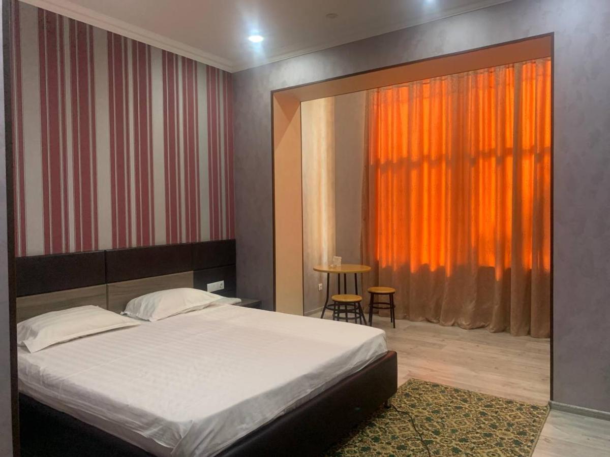 Armon Apart Hotel Khujand Eksteriør billede