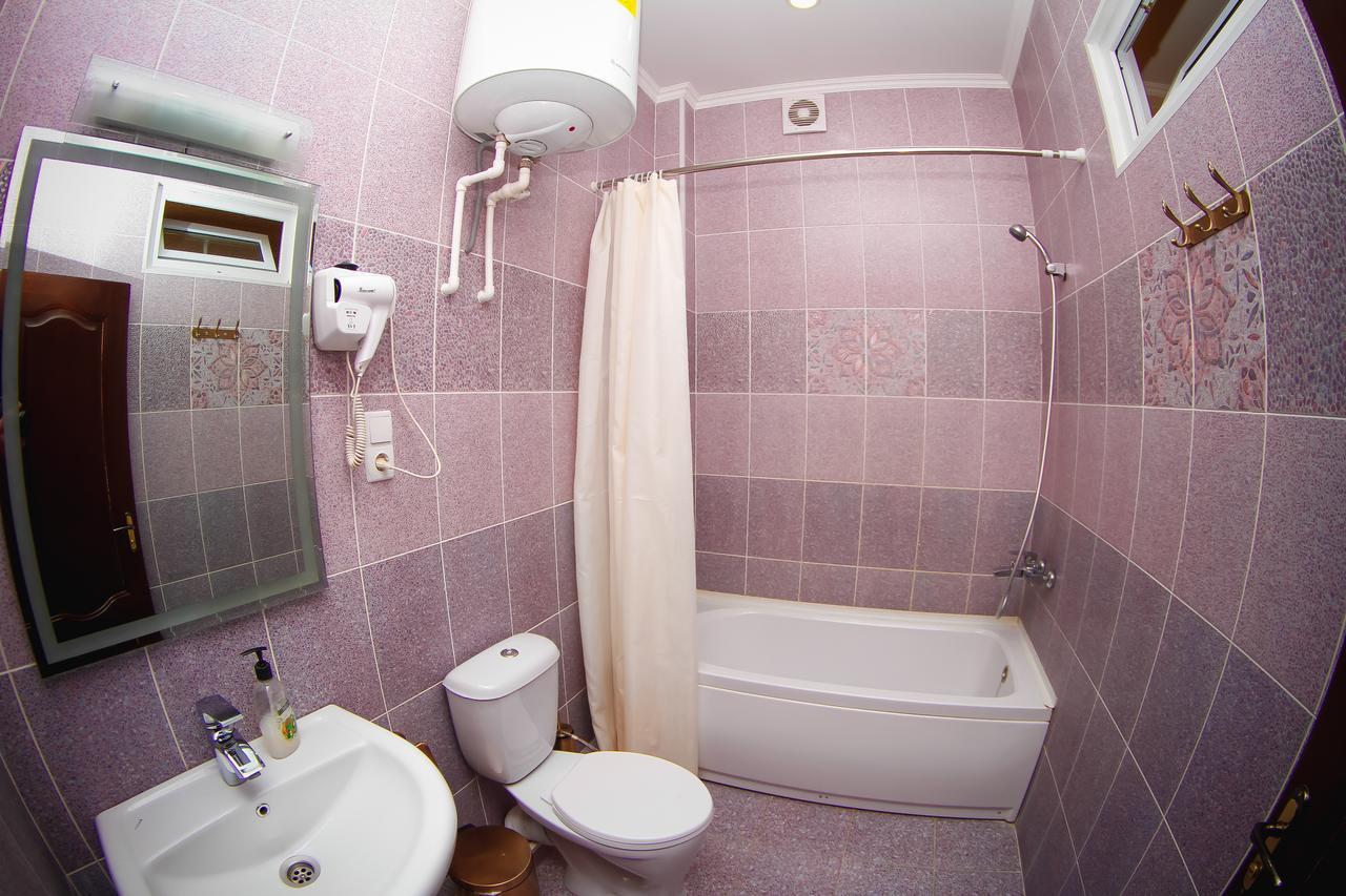 Armon Apart Hotel Khujand Eksteriør billede